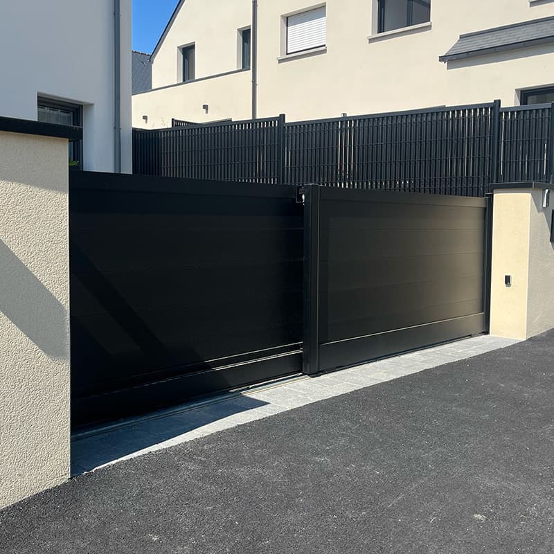 Portail télescopique aluminium